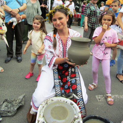 Elevii din Galați obțin premii importante la Olimpiada Națională de Meșteșuguri Artistice Tradiționale