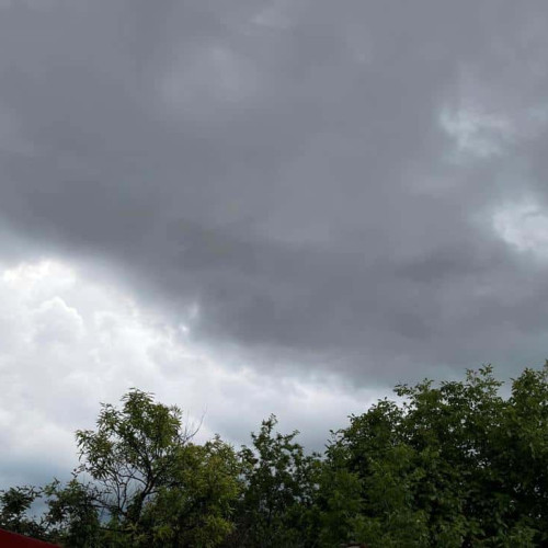 Meteorologii au emis avertizare Cod Galben de furtuni pentru județul Alba