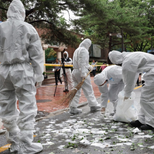 Baloane nord-coreene pline cu gunoi aterizează lângă Administrația Prezidențială a Coreei de Sud