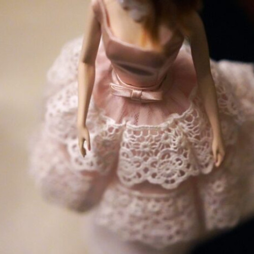 Mattel lansează prima Barbie "oarbă" în cadrul colecției sale incluzive