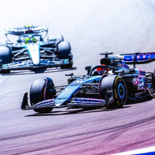 Renault va opri fabricarea motoarelor pentru echipa Formula 1 Alpine din 2026