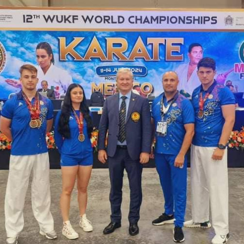 Trei sportivi din Pucioasa, medaliați la Campionatul Mondial de Karate