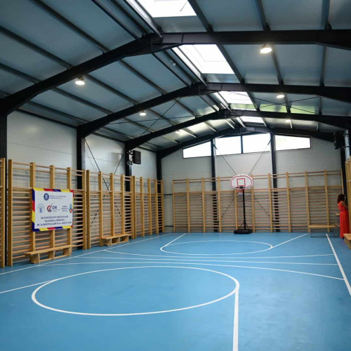 Noua sală de educație fizică de la Școala Gimnazială "Avram Iancu" din Alba Iulia a fost recepționată