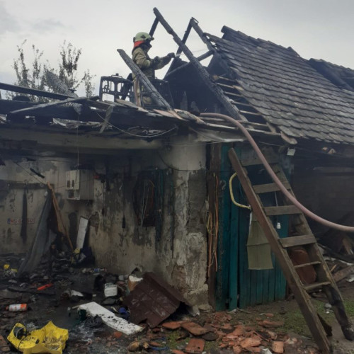 Incendiu devastator la un garaj în Sighișoara