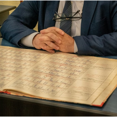 Bani pentru absolvenții cu medii de zece