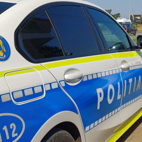 Un adolescent de 16 ani, prins la volan fără permis în Botoșani