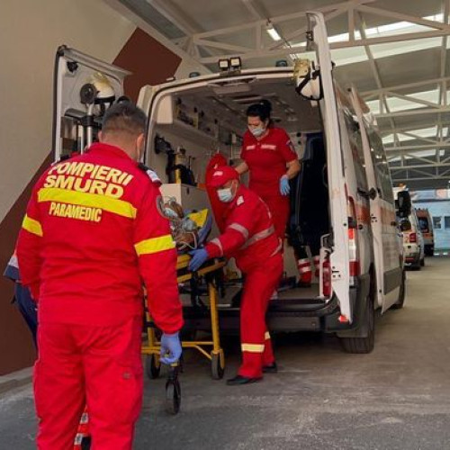 Accident casnic grav pentru un bărbat din Ungureni