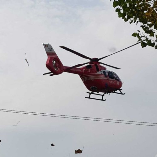 Echipajul SMURD a intervenit de urgență la Botoșani pentru o pacientă