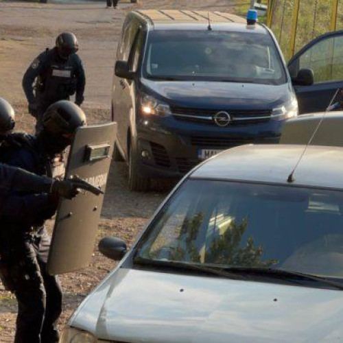 Cadetii de la Tabara Militara Airsoft Agafton, treziti de jandarmi in prima zi de activitati