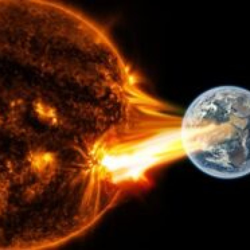 O furtună solară puternică se așteaptă vineri pe Pământ