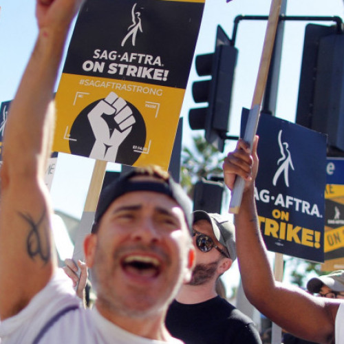 Actorii care pun voci în jocurile video protestează față de companiile care „folosesc abuziv AI-ul” și anunță grevă