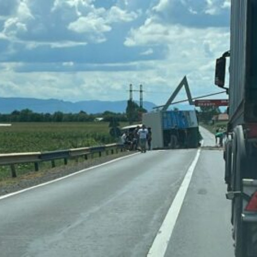 Accident grav la Lunca Calnicului, pe DN 11
