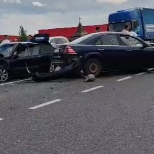 Accident pe DN 2: Trei autoturisme implicate