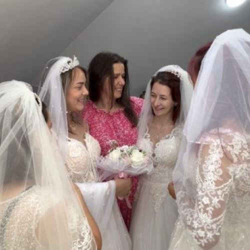 O parohie din Botoșani ajută cuplurile să se căsătorească