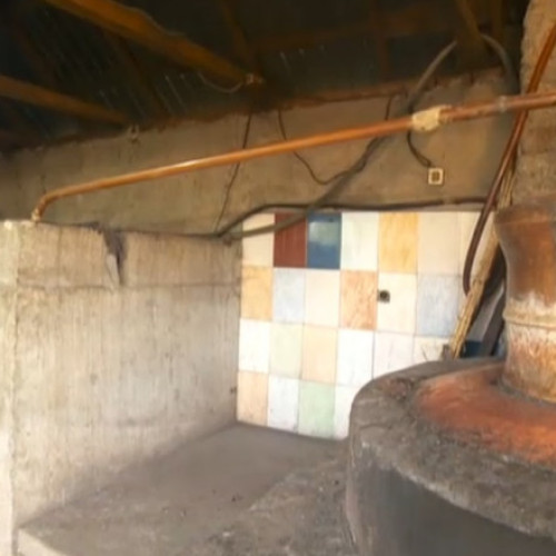 Explozie a unui cazan de țuică în localitatea Cogeasca, județul Iași