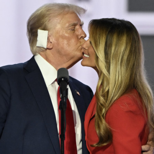 Melania Trump va publica o carte de memorii în toamnă