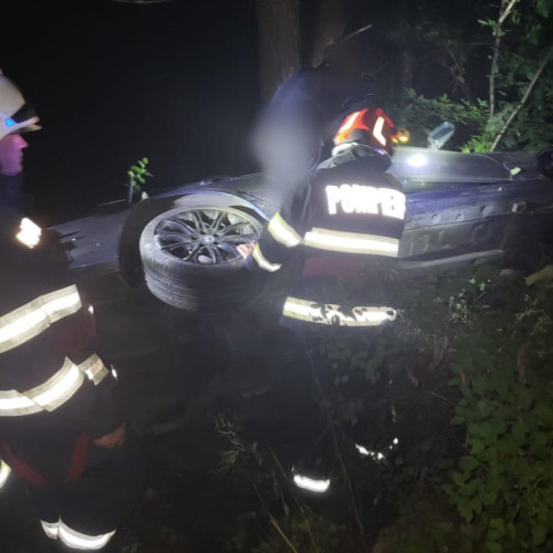 Accidente grave în Baisoara: Tineri răniți în urma unei răsturnări