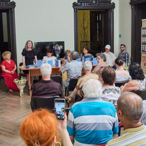 Lansarea cărții "Cuvintele din gânduri" la Școala de vară din Dobrogea