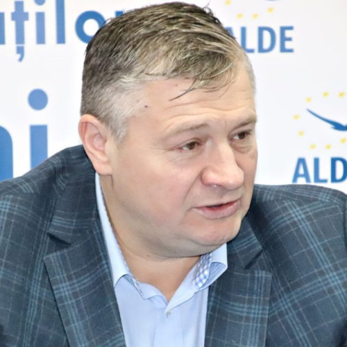 Florin Turcanu încetează colaborarea cu Verginel Gireada