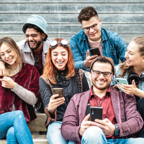 Generația Z, o cohortă mai puțin activă sexual