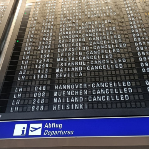 Lufthansa solicită despăgubiri după protestele de la aeroportul din Frankfurt