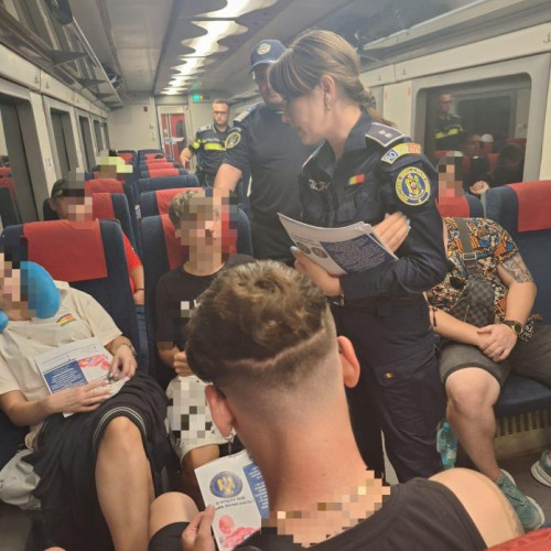 Tinerii care călătoresc spre litoral au primit sfaturi de la polițiști
