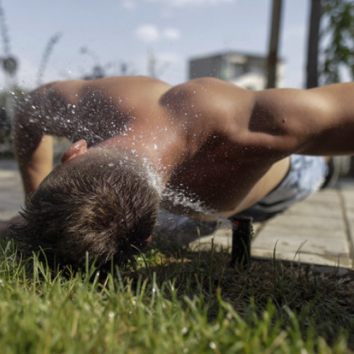 Temperaturile medii din luna august ar putea depăși valorile obișnuite, avertizează meteorologii