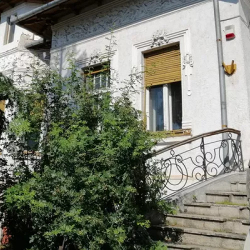 Vila lui Nicolae Ceaușescu din Oradea, scoasă din nou la licitație