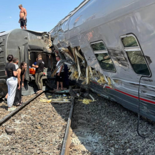 Accident feroviar grav în Rusia: la două persoane decedate și până la 100 rănite