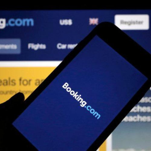 Creșterea alarmantă a escrocheriilor pe Booking.com