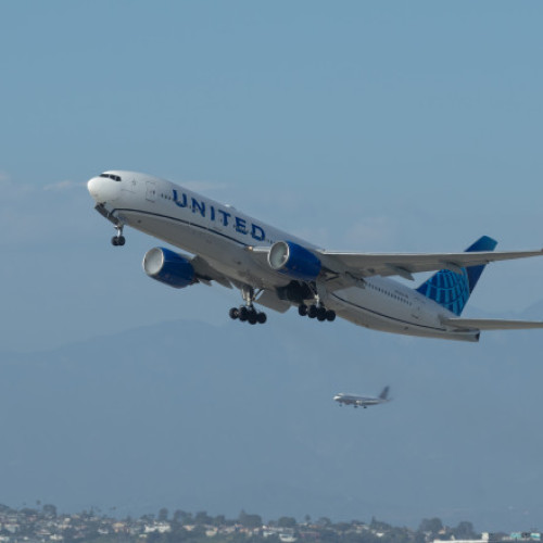 Aterizare de urgență pentru un zbor United Airlines din cauza unei probleme medicale