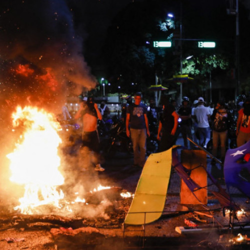 Ucideri și proteste în Venezuela după realegerea lui Nicolas Maduro