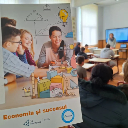 230 de elevi din 7 școli din Câmpulung Muscel au participat la proiectul "ABCdar pentru viitorii profesioniști"