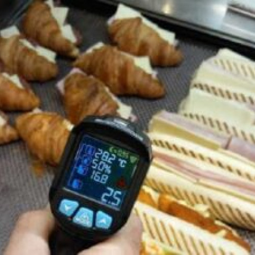 Amenzi de 547.000 de lei aplicate de ANPC la Aeroportul "Henri Coandă"