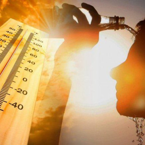 Avertizare de caniculă și disconfort termic pentru București și 21 de județe