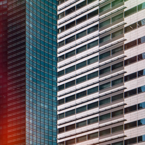 Primarul Nicușor Dan contestă construirea a cinci imobile în Sectorul 5