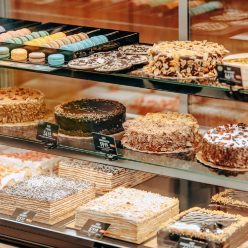 Cofetărie renumită din Botoșani se închide pe 15 august