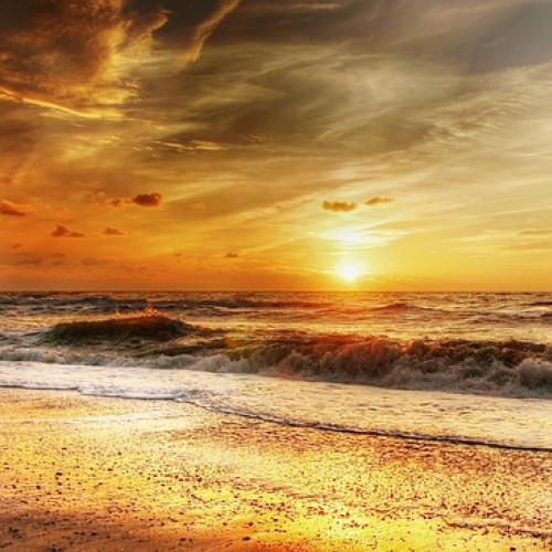 Românii preferă vacanțe scurte de vară și cazări în hoteluri