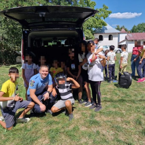 Eveniment de prevenire în comuna Hudesti: „Tabăra din pridvorul satului”