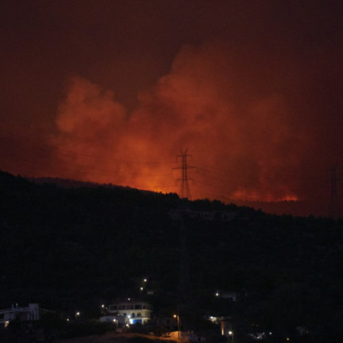 August, cea mai periculoasă lună pentru incendiile de vegetație în Grecia
