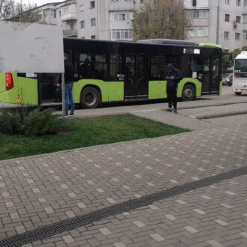 108 trasee de transport public în județul Vaslui