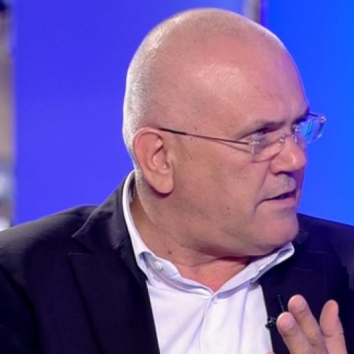 Marius Pieleanu, profesor la SNSPA, își suspendă activitatea în urma acuzațiilor de hărțuire sexuală