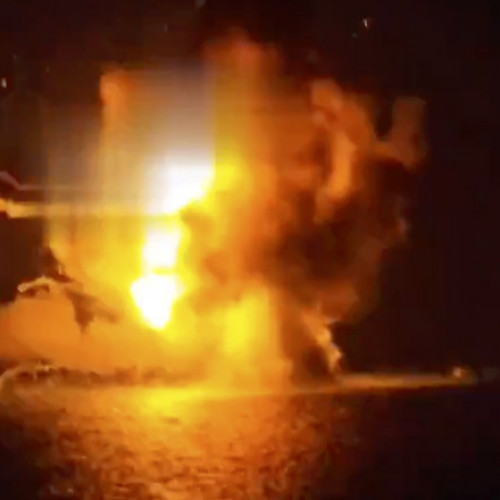 Evacuarea unei clădiri în Sevastopol după un incident cu rachetă