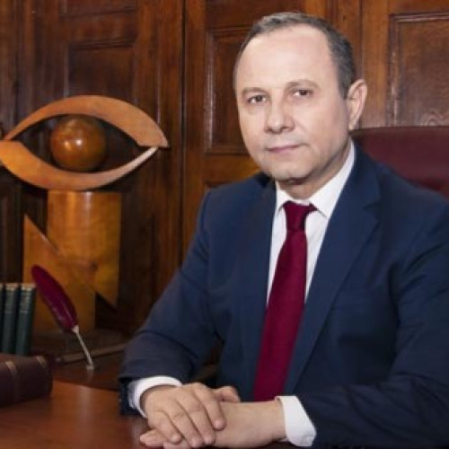 Aurelian Pavelescu, candidat la președinția României, în turneu în Transilvania