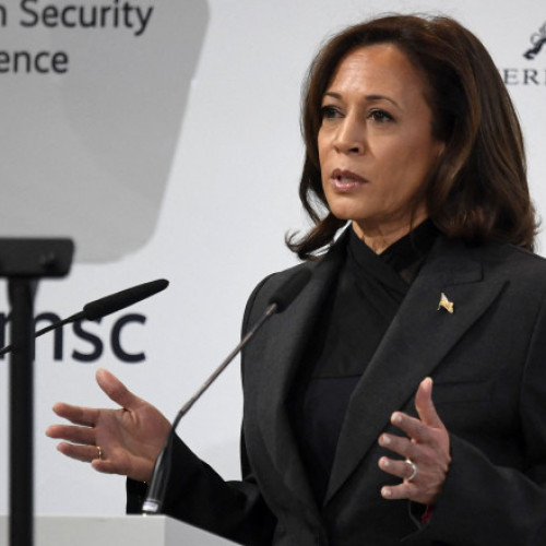 Kamala Harris își asigură candidatura Partidului Democrat pentru alegerile din noiembrie