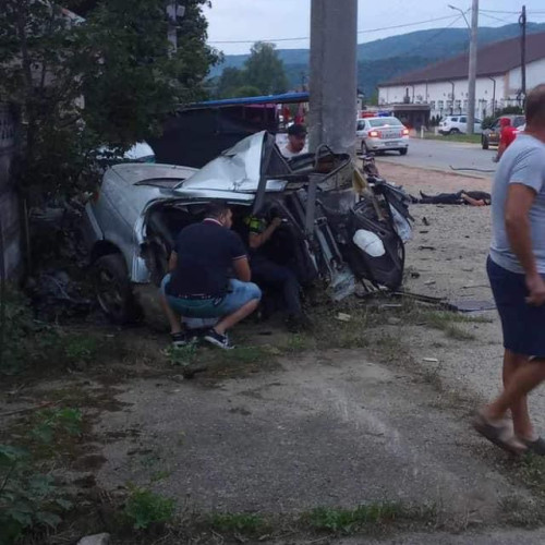 Accident grav în Târgu Lăpuș: Două victime și un polițist decedat