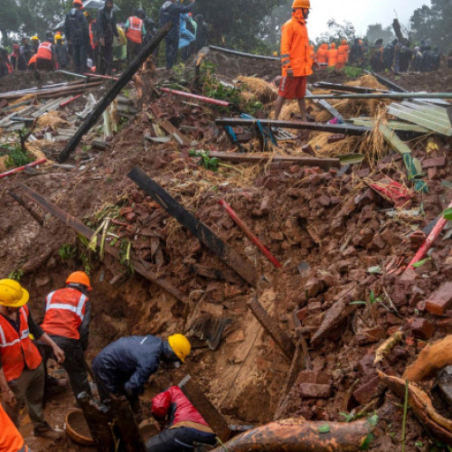 Ploile abundente și inundatiile din India afectează sute de vieți
