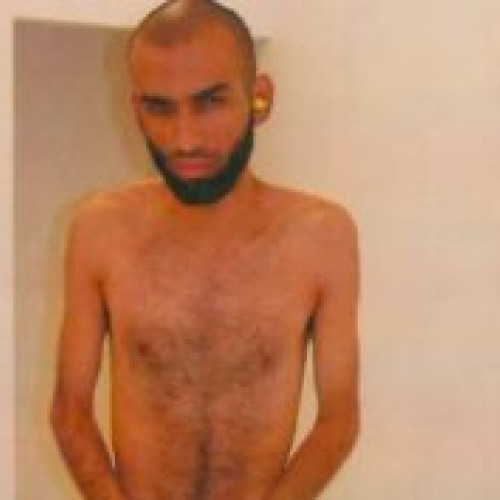 The Guardian publică o fotografie nud cu un suspect terorist din România