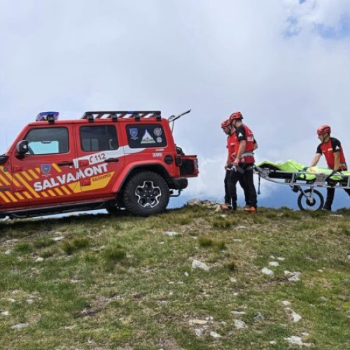 Trei victime au fost transportate la spital după intervenții salvamont