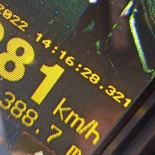 Zeci de șoferi sancționați pentru viteză excesivă în județ